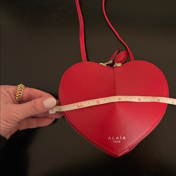 Alaia Le Coeur (Heart) Small Red Leather Calfskin Bag, RARE IN THIS COLOR & SIZE - Picture 12 of 17